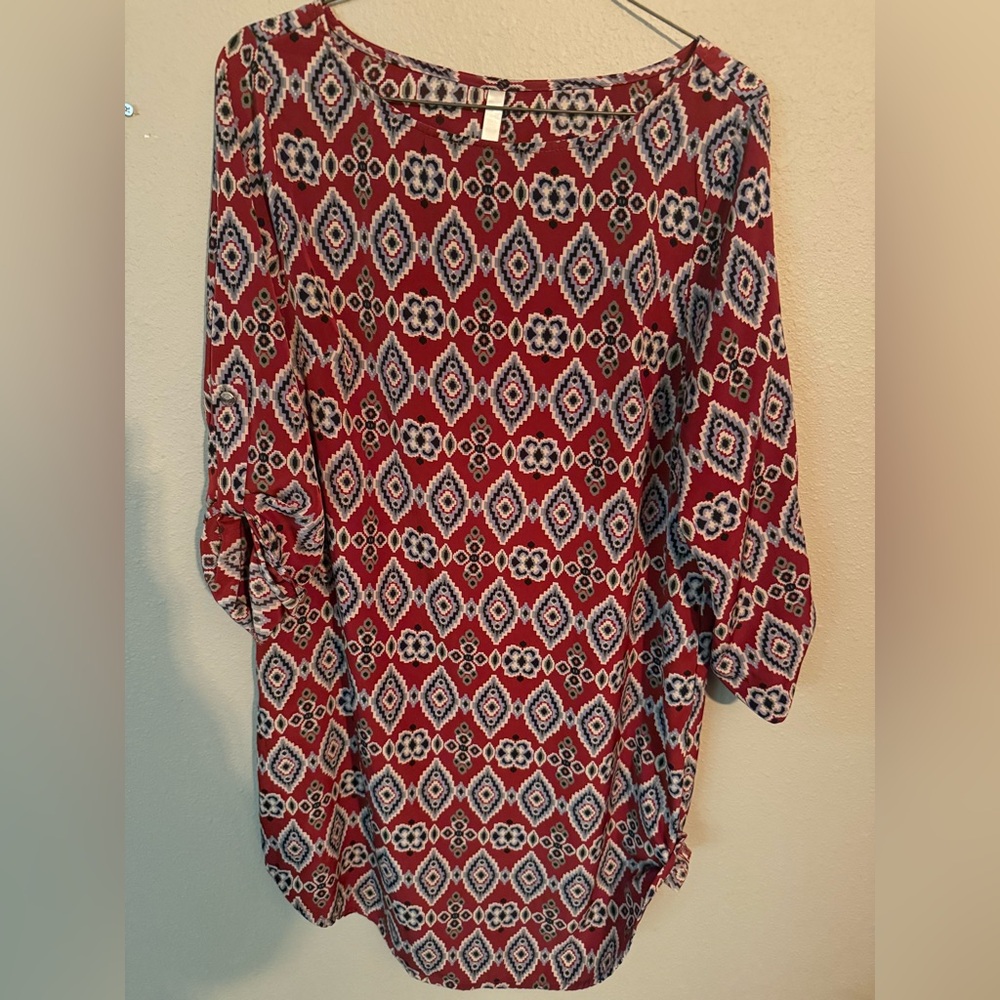 Max Studio Red and White Geometric Blouse